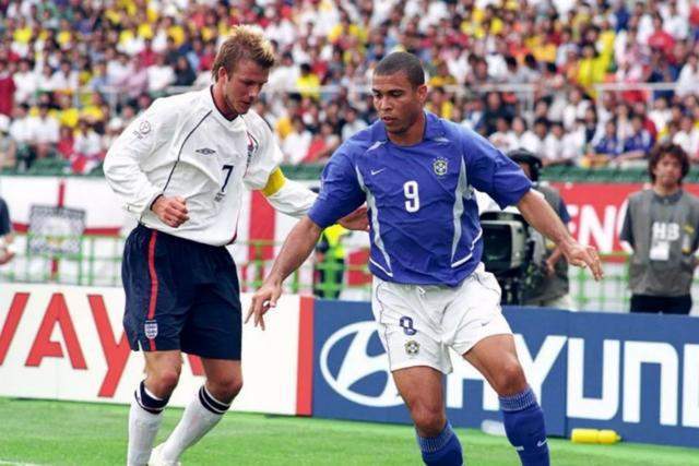 英格兰vs巴西2002
