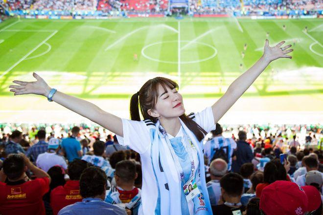 阿根廷女球迷中国